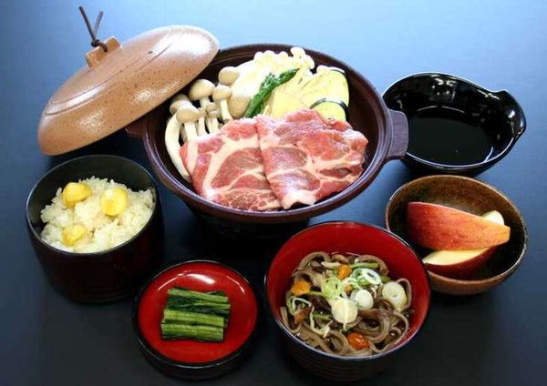 【群馬県内発】 信州さくらんぼ狩り園内食べ放題 大好評!さくらんぼ詰め放題体験と『小布施』ぶらり食べ歩き 日帰り2